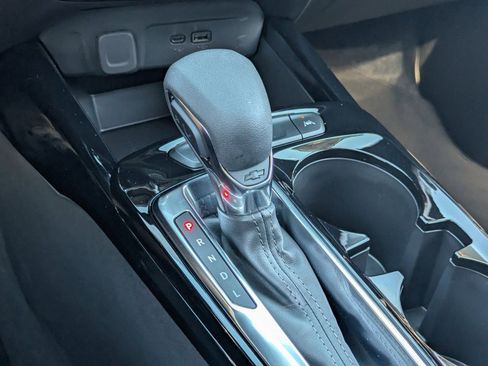 Used 2026 Chevrolet Trax LT image 31