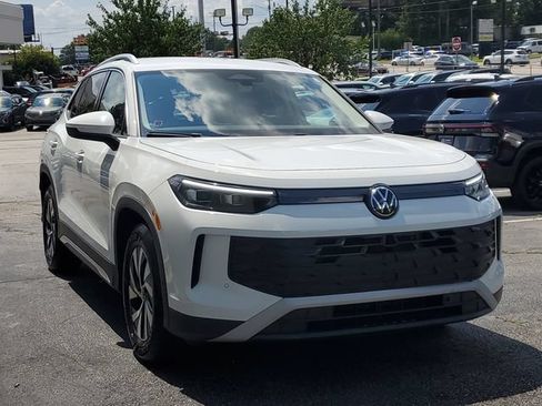 Certified 2026 Volkswagen Tiguan S FWD image 3