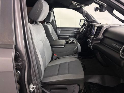 Used 2021 RAM 1500 Big Horn RWD image 42