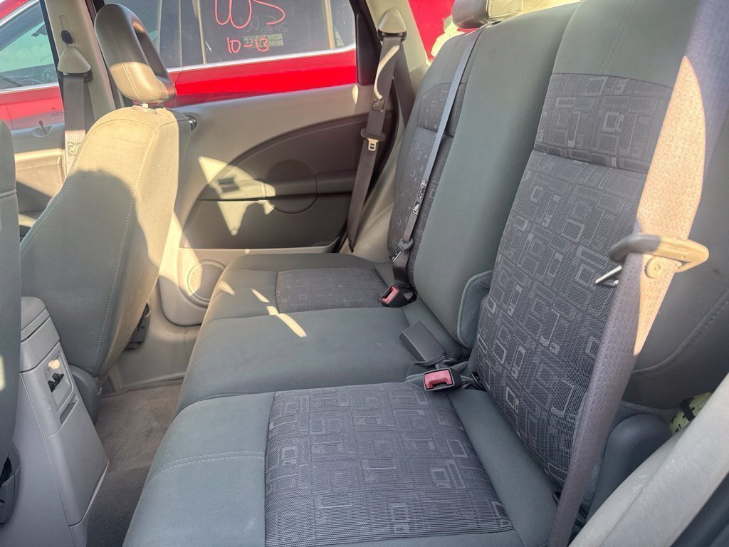 Used 2007 Chrysler PT Cruiser FWD image 5