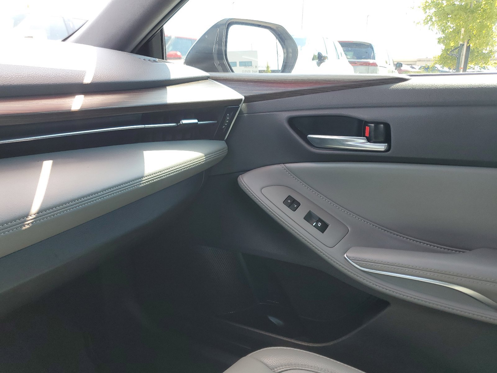 Used 2021 Toyota Avalon XLE FWD image 28
