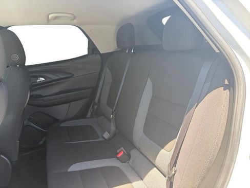Certified 2022 Chevrolet TrailBlazer LT FWD image 16