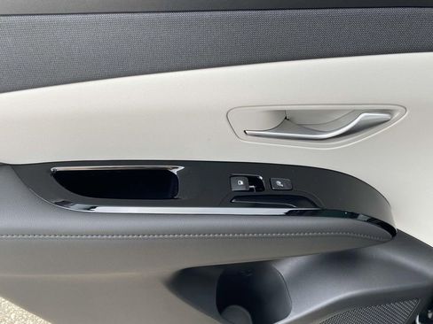 Used 2024 Hyundai Tucson Limited image 11