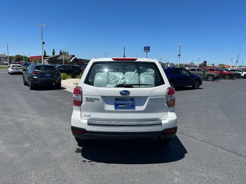 Used 2014 Subaru Forester 2.5i AWD/4WD image 8