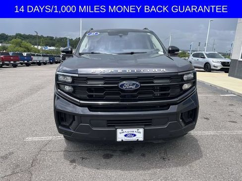 Certified 2025 Ford Expedition Max Active AWD/4WD image 2