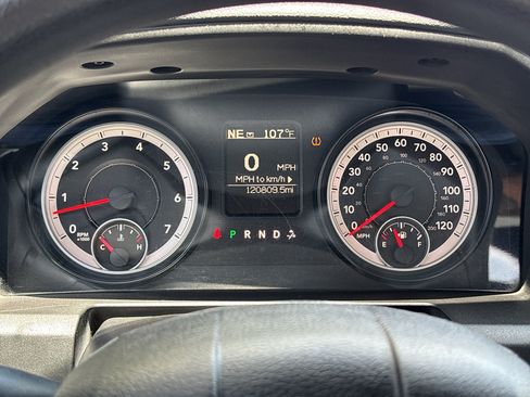 Used 2015 RAM 1500 Express AWD/4WD image 19