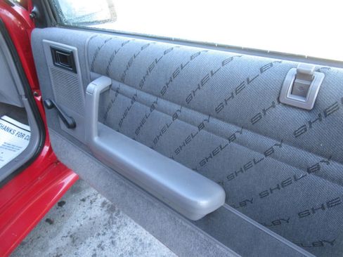 Used 1989 Dodge Shadow 2-Door Hatchback FWD image 10
