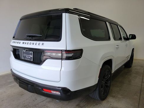 Used 2024 Jeep Grand Wagoneer L Series II w/ Quick Order Packagew 28T AWD/4WD image 5