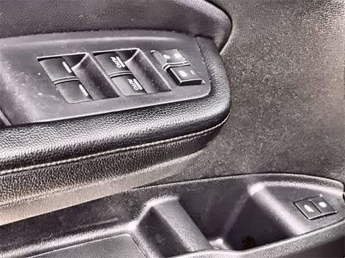 Certified 2019 Honda Pilot Touring image 30