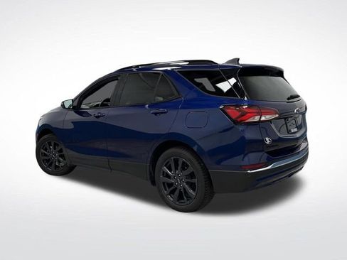 Used 2023 Chevrolet Equinox RS w/ RS Leather Package image 3