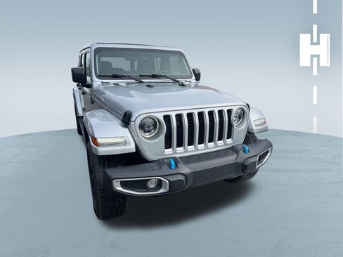 Used 2023 Jeep Wrangler Sahara image 2
