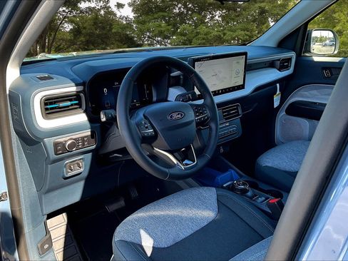 New 2025 Ford Maverick XLT w/ XLT Luxury Package image 6