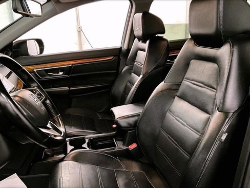 Used 2018 Honda CR-V Touring image 25