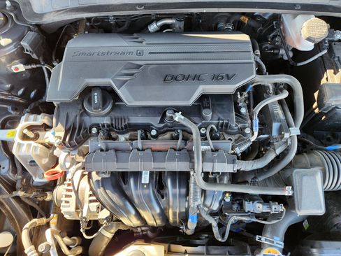 Certified 2023 Hyundai Elantra SEL w/ Convenience Package image 10