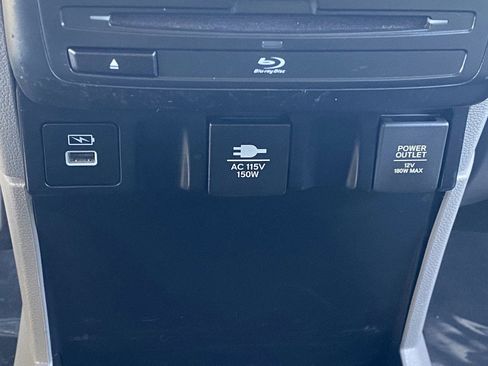 Certified 2024 Honda Odyssey Touring image 28