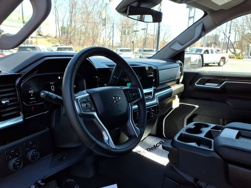 Used 2026 Chevrolet Silverado 1500 RST AWD/4WD image 10