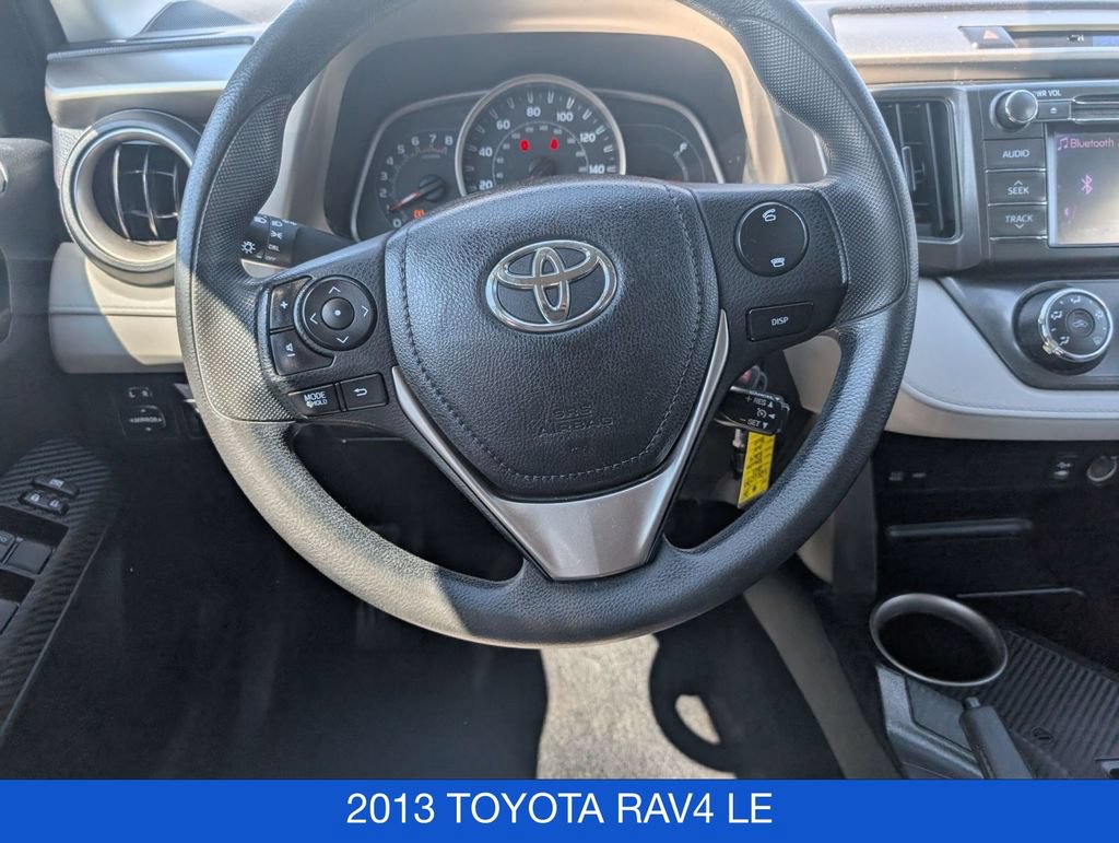 Used 2013 Toyota RAV4 LE AWD/4WD image 18