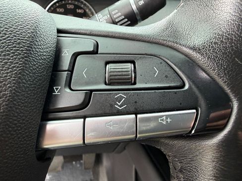 Used 2020 Cadillac XT4 Premium Luxury FWD image 15