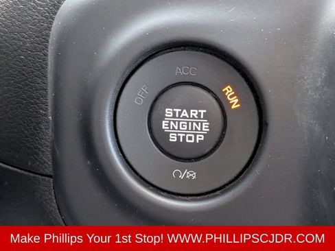 Used 2023 Jeep Gladiator Sport AWD/4WD image 27