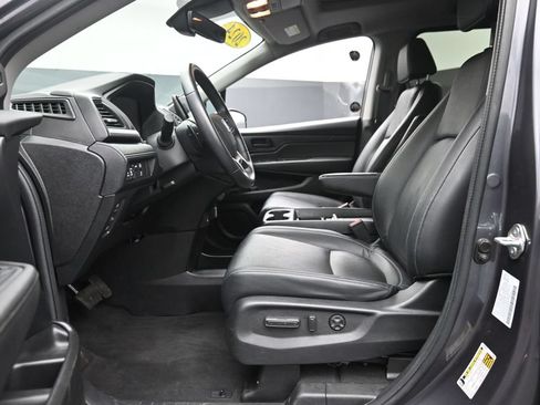 Used 2024 Honda Odyssey EX-L image 17