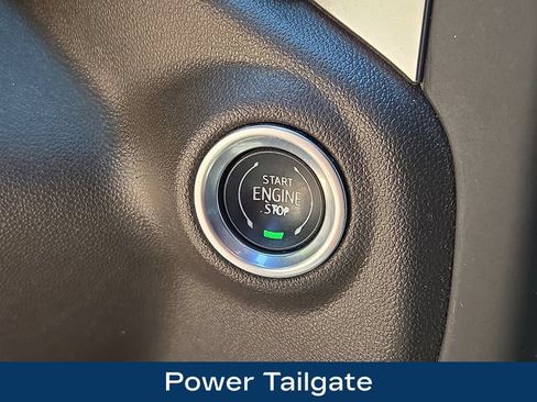 Used 2022 Chevrolet Silverado 1500 LTZ w/ LTZ Premium Package AWD/4WD image 11