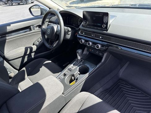 Certified 2024 Honda Civic EX image 31