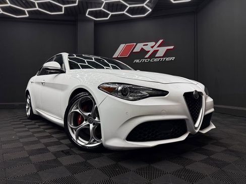 Used 2019 Alfa Romeo Giulia Ti Sport w/ Quick Order Package 22U Sport image 1