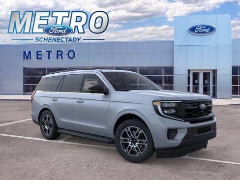 New 2026 Ford Expedition Active AWD/4WD image 1