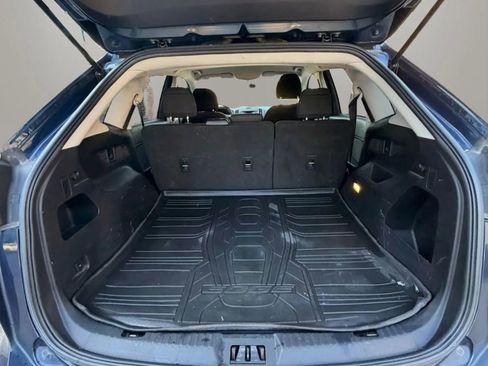 Used 2017 Ford Edge SE w/ Cargo Accessory Package AWD/4WD image 7