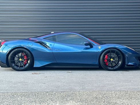 Used 2019 Ferrari 488 Pista Coupe image 9