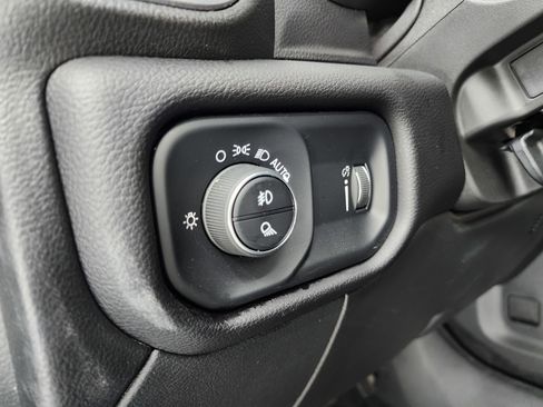 Used 2024 RAM 2500 Big Horn w/ Night Edition image 40