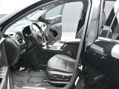 Used 2020 Chevrolet Equinox Premier image 17