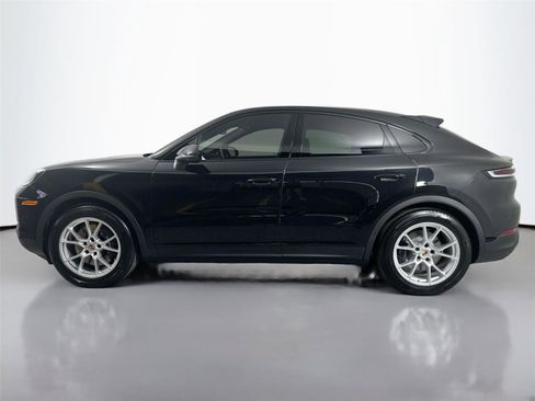 Certified 2026 Porsche Cayenne Coupe AWD/4WD image 2