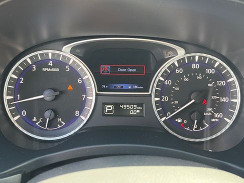 Used 2020 INFINITI QX60 Luxe w/ Edition 30 Essential Package FWD image 8