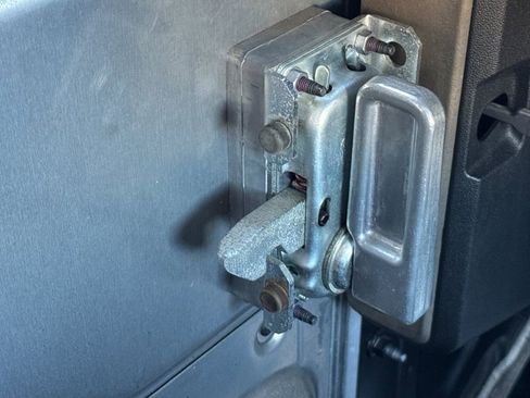 Used 2023 Chevrolet Brightdrop 600 w/ Active Safety Package 2 image 12