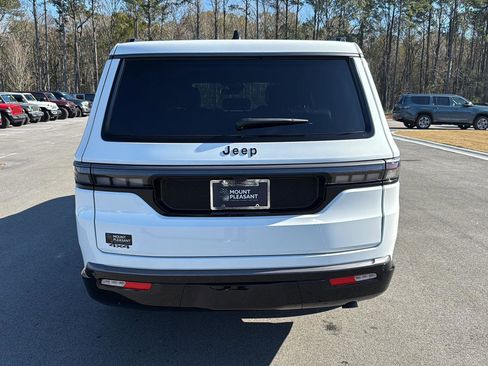 New 2026 Jeep Grand Wagoneer Limited AWD/4WD image 7