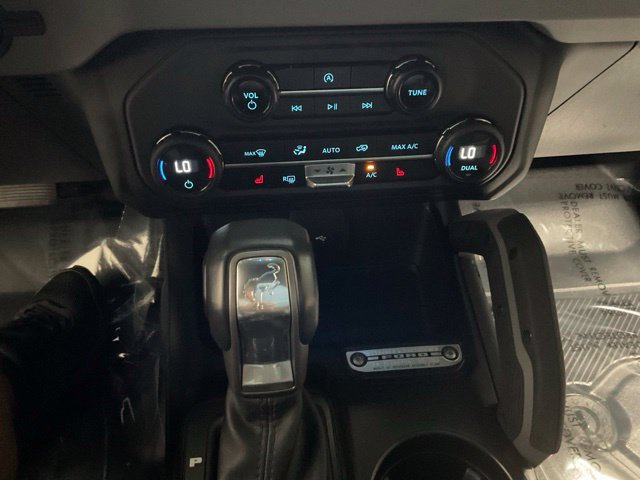 Used 2023 Ford Bronco Big Bend w/ Sasquatch Package AWD/4WD image 35