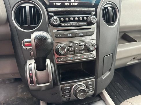 Used 2013 Honda Pilot Touring image 7