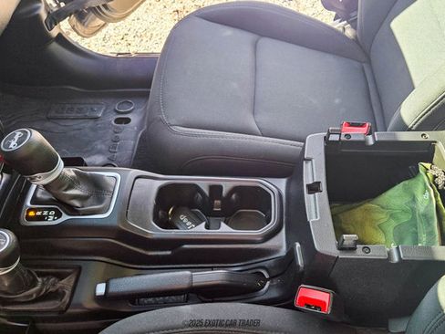 Used 2019 Jeep Wrangler Unlimited Sport S image 49