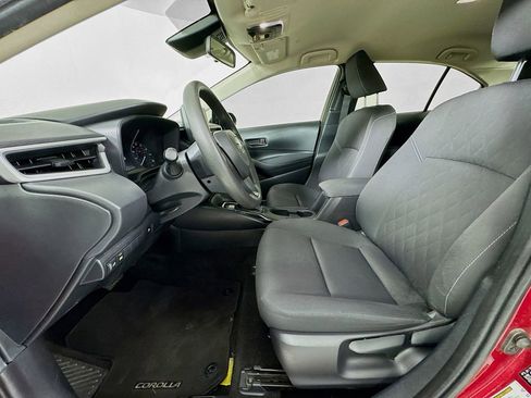 Used 2024 Toyota Corolla LE FWD image 25