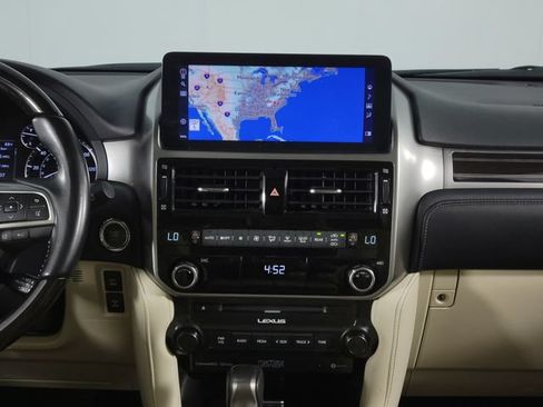 Used 2023 Lexus GX 460 Premium AWD/4WD image 26