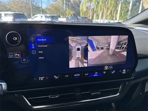 New 2026 Chevrolet Equinox EV LT image 25