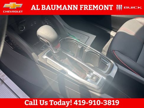 Used 2025 Chevrolet TrailBlazer RS w/ Convenience Package AWD/4WD image 24
