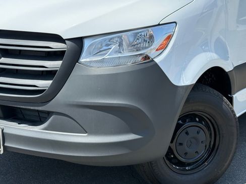 New 2025 Mercedes-Benz Sprinter 2500 image 3