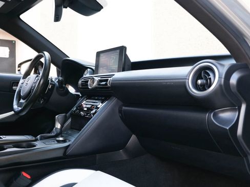 Used 2022 Lexus IS 350 F Sport image 31