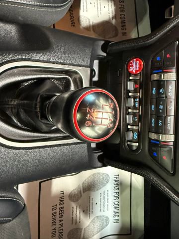 Used 2016 Ford Mustang Shelby GT350 w/ Technology Package RWD image 28