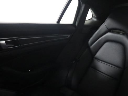 Certified 2022 Porsche Panamera Turbo S image 15