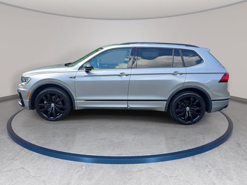 Used 2021 Volkswagen Tiguan SE R-Line AWD/4WD image 8