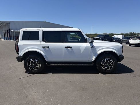 New 2026 Ford Bronco Outer Banks AWD/4WD image 3