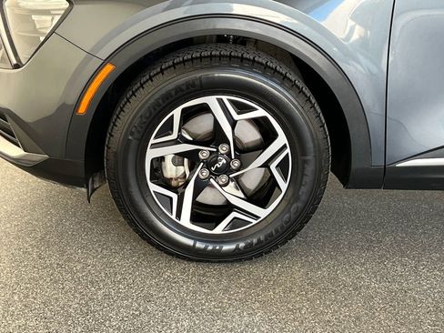 Used 2023 Kia Sportage LX image 27